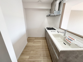 �����s�����q�s���_��1���ڂ̒��Ã}���V�����̃L�b�`��