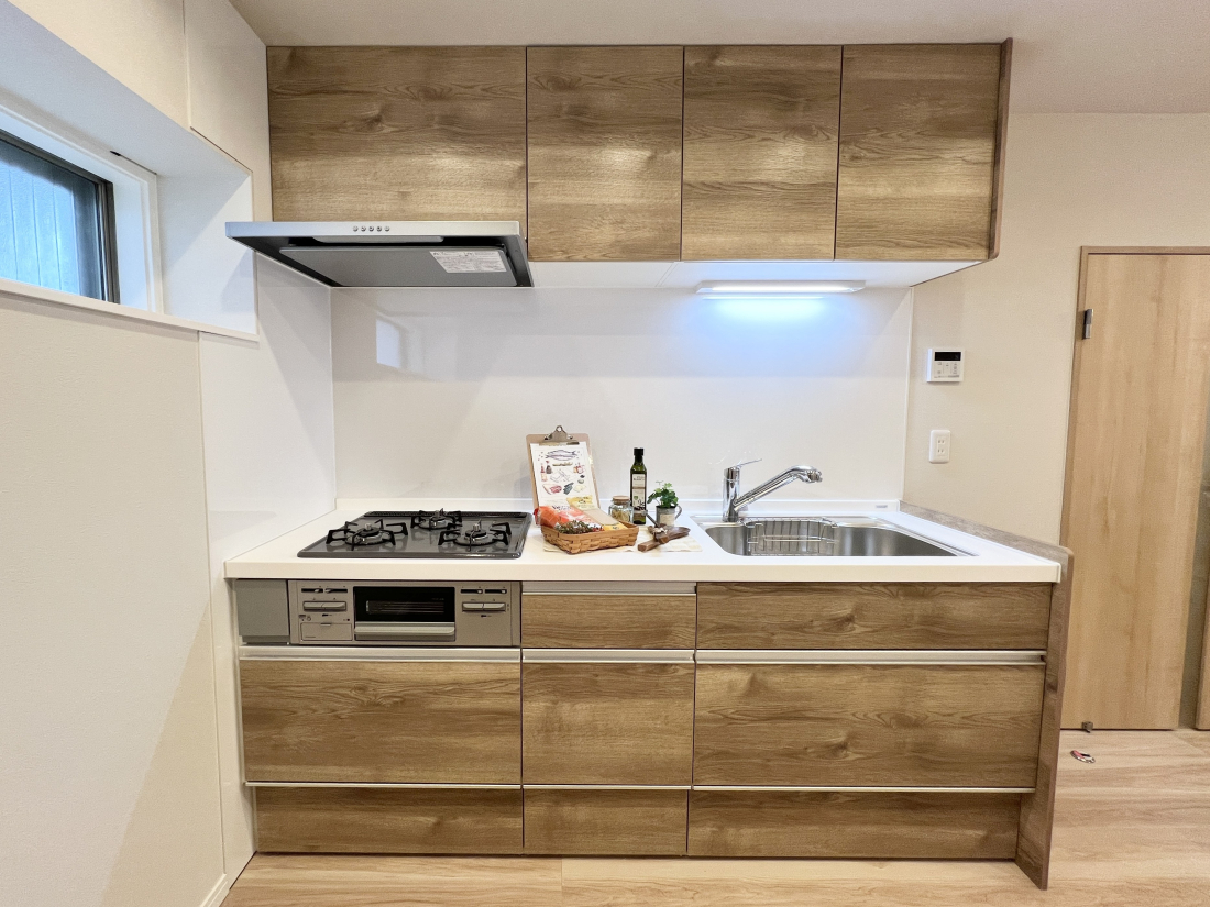 �����s�����q�s�U�c��5���ڂ̒��Ã}���V�����̃L�b�`��