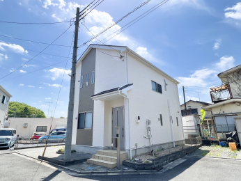 �����s�����q�s�쒬14-12�̒��È�ˌ��Ă̌��n�O�ώʐ^