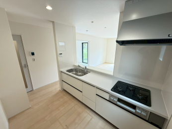 �����s�����q�s�������q��2���ڂ̐V�z��ˌ��ẴL�b�`��