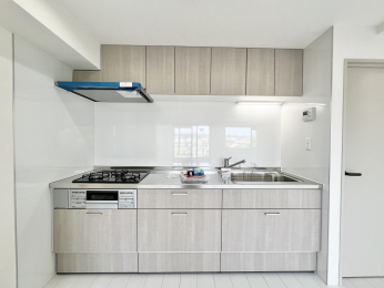 �����s�����q�s����㒬1���ڂ̒��Ã}���V�����̃L�b�`��