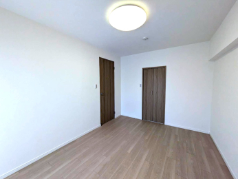 �����s�����q�s�q����1���ڂ̒��Ã}���V�����̃��r���O�ȊO�̋���