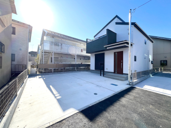 sqs̐VzˌĂ̑OʓH܂ތnʐ^