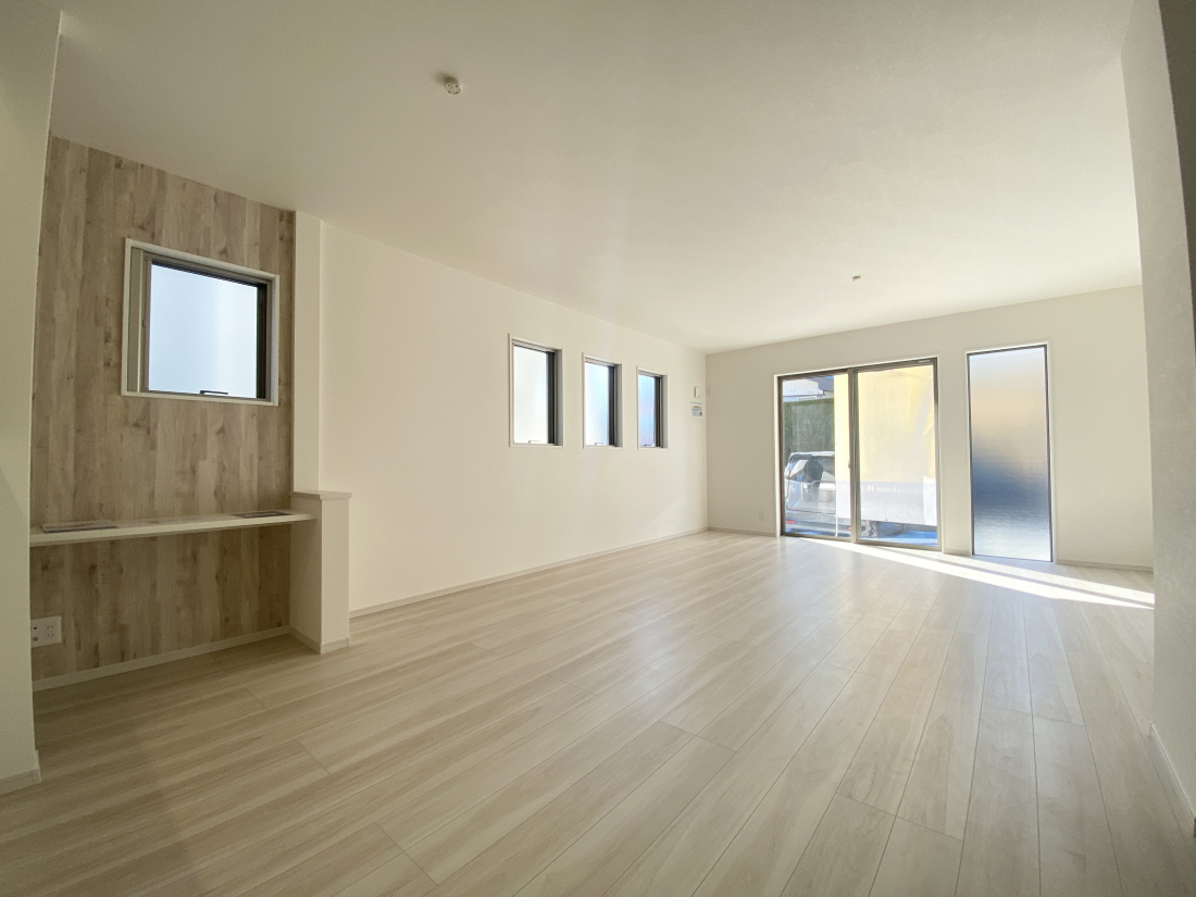 �����s�����q�s�Β��̐V�z��ˌ��Ẵ��r���O