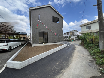 �����s�����q�s������̐V�z��ˌ��Ă̌��n�O�ώʐ^