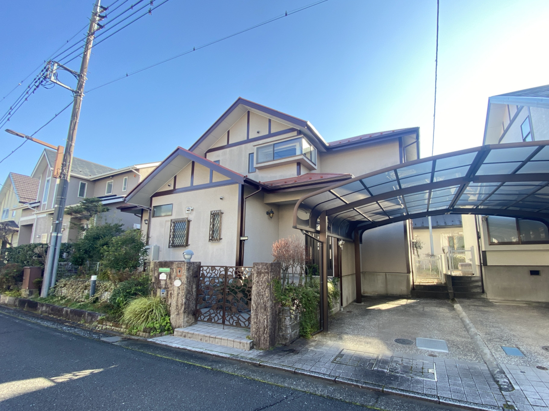 �����s�����q�s��R��2���ڂ̒��È�ˌ��Ă̌��n�O�ώʐ^