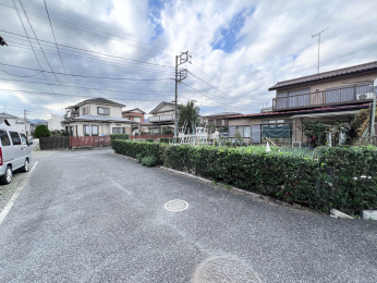 sqsy̓yn̑OʓH܂ތnʐ^