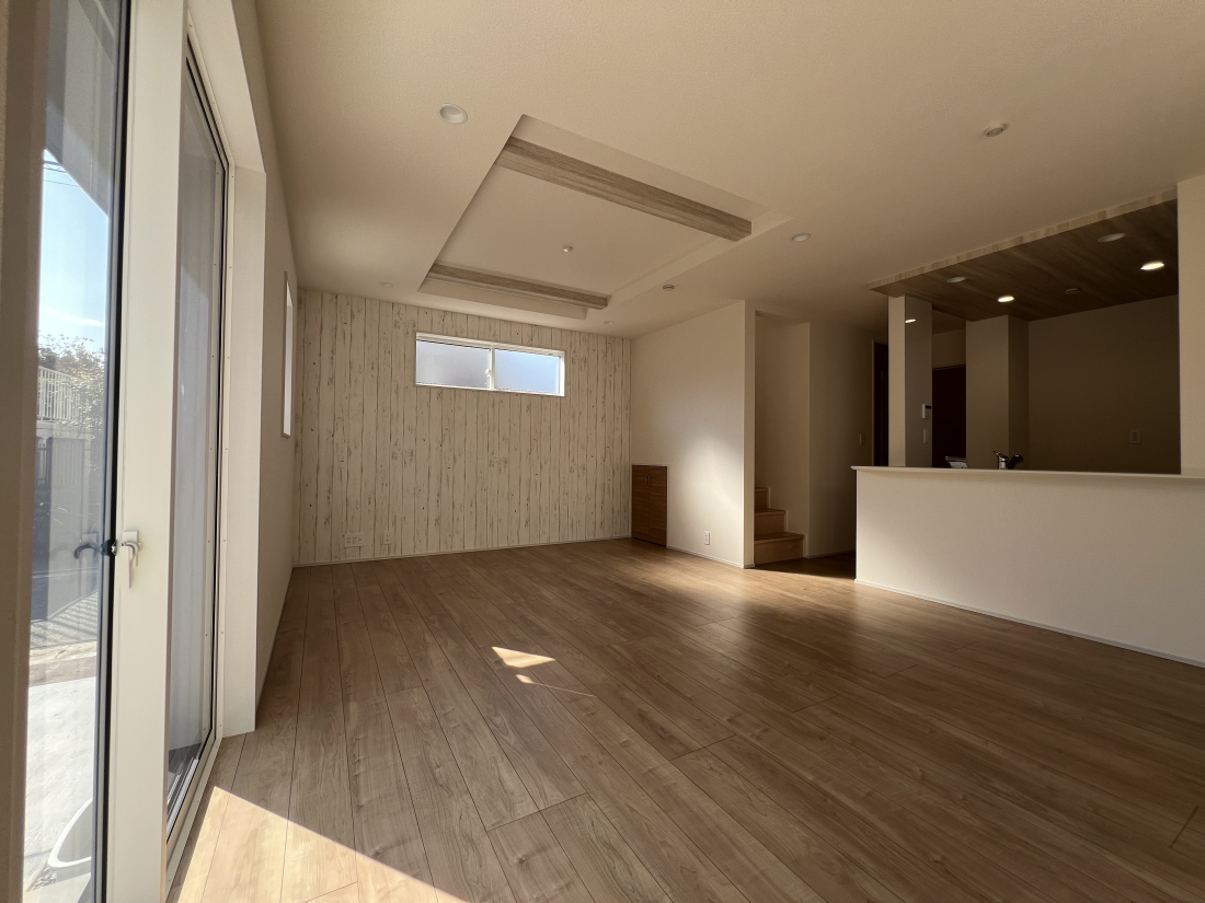 sqsUc2ڂ̐VzˌẴrO