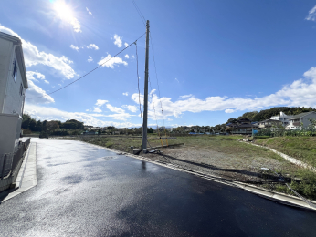 sqs钬̓yn̑OʓH܂ތnʐ^