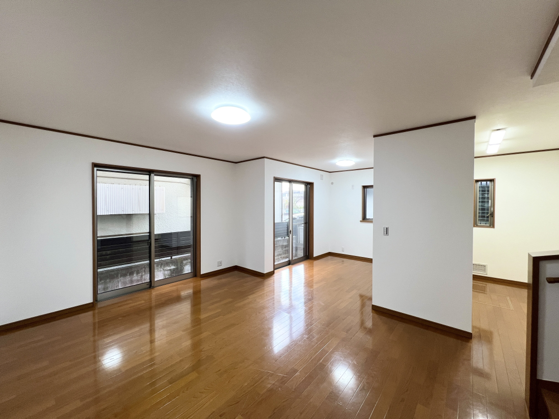 �����s�����q�s���q���̒��È�ˌ��Ẵ��r���O