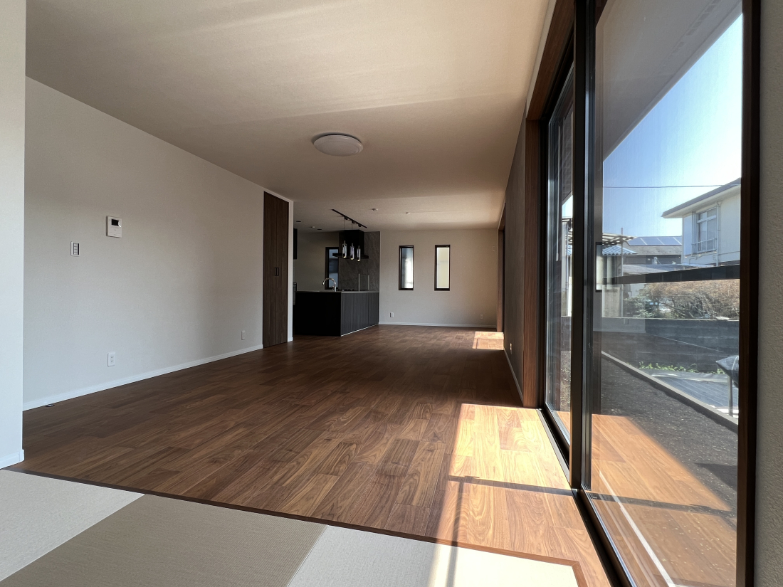 �����s�����q�s�z�K���̐V�z��ˌ��Ẵ��r���O