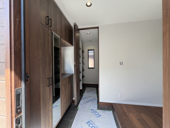 �����s�����q�s�z�K���̐V�z��ˌ��Ă̌���