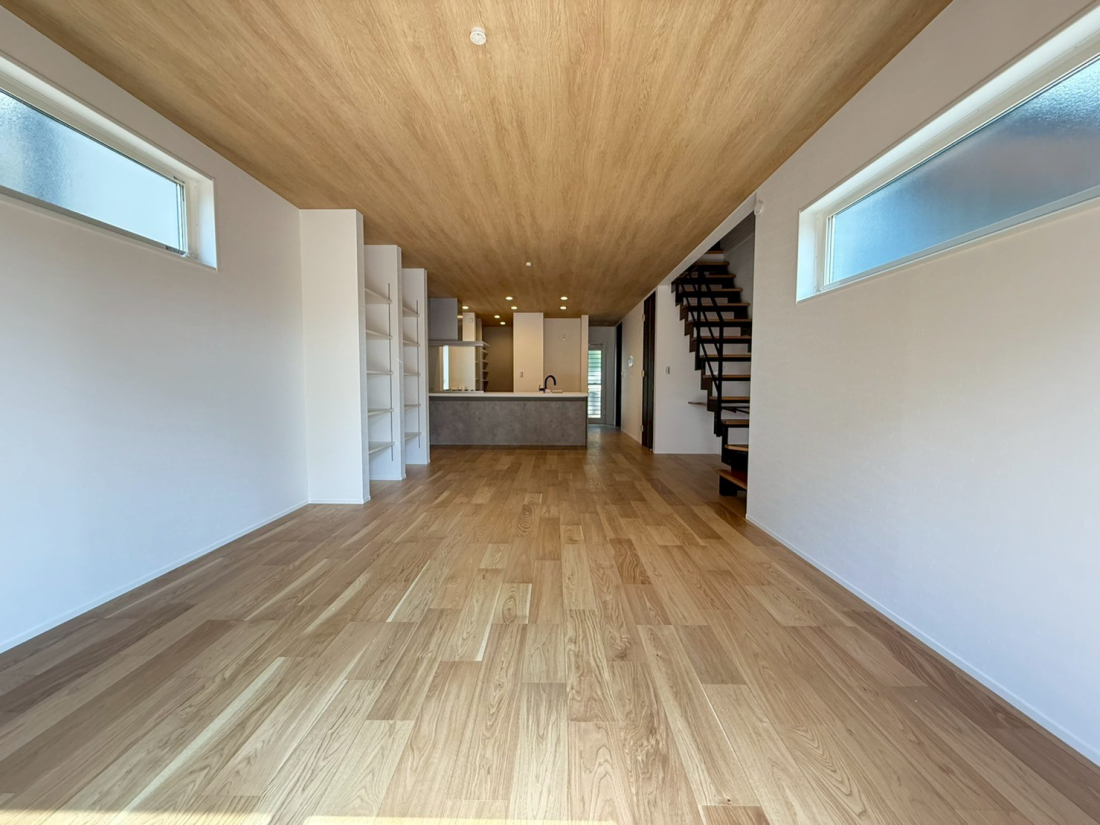 �����s�����q�s�߂����3����41-4�̐V�z��ˌ��Ẵ��r���O