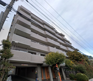 �����s�����q�s�ΐ쒬�̒��Ã}���V�����̌��n�O�ώʐ^