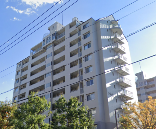 �����s�����q�s�ʏ�2���ڂ̒��Ã}���V�����̌��n�O�ώʐ^