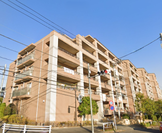 �����s�����q�s��˂̒��Ã}���V�����̌��n�O�ώʐ^